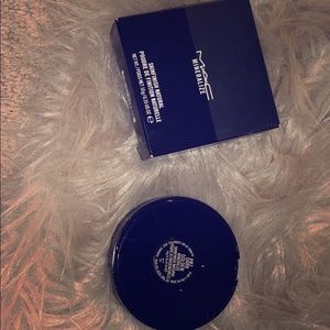 Brand New MAC Mineralize Skinfinish Natural